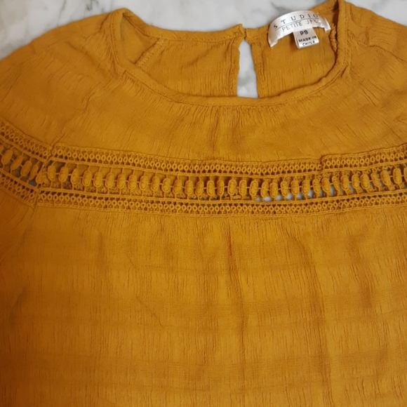 Studio shirt - Picture 2 of 3